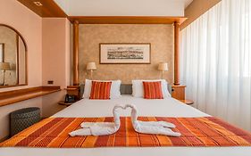 Crystal Hotel Varese